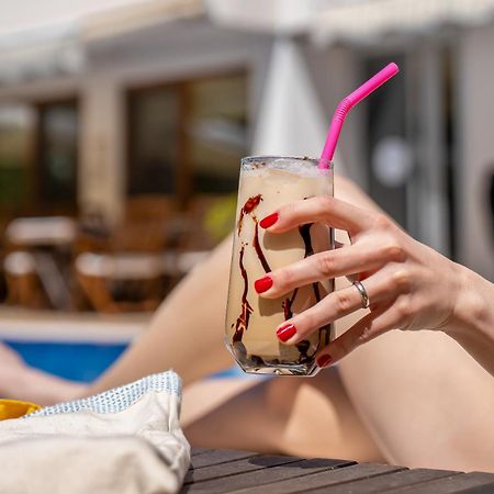 Cunda Giritlioglu Otel Adult Only Ayvalik Ngoại thất bức ảnh