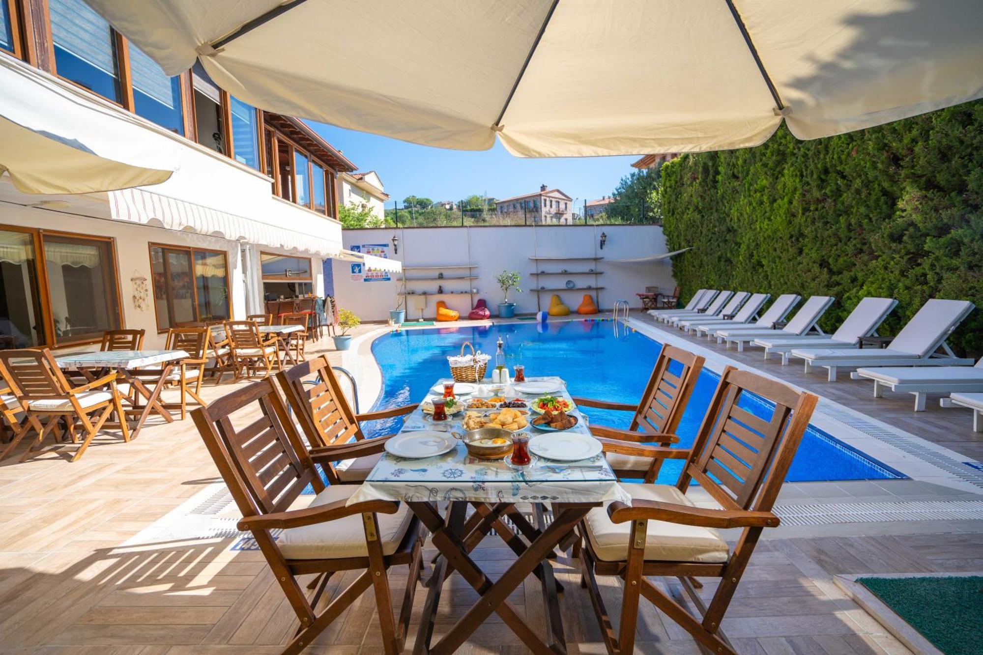 Cunda Giritlioglu Otel Adult Only Ayvalik Ngoại thất bức ảnh