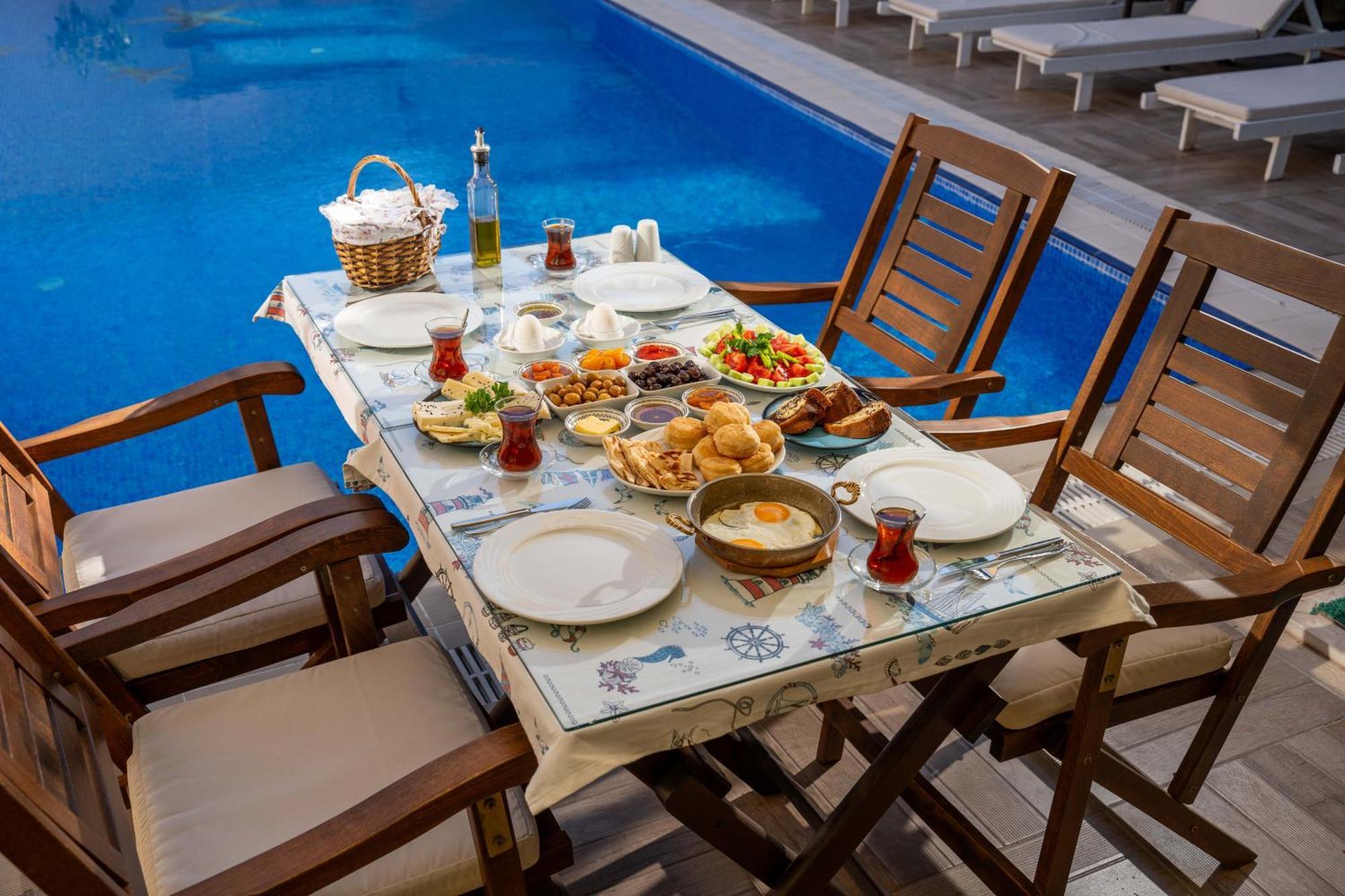 Cunda Giritlioglu Otel Adult Only Ayvalik Ngoại thất bức ảnh